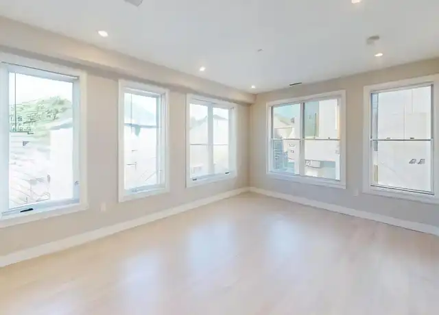 Property at 195 Green St, Boston, MA, 02130, 2 beds, 1 bath, [object Object]
