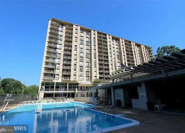 Property at 4600 S Four Mile Run Dr #1009, Arlington, VA, 22204, 0 beds, 1 bath, [object Object]