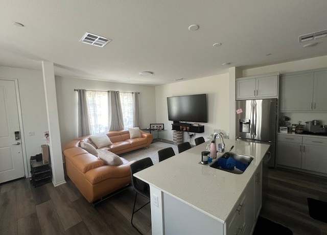 Photo of 35123 Grove Trl, Fallbrook, CA 92028