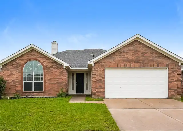 Property at 7110 Myna Dr, Arlington, TX, 76002, 4 beds, 2 baths, [object Object]