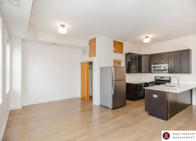 Property at 141 S Oak Park Ave Unit 141-3, Oak Park, IL, 60302, 0 beds, 1 bath, [object Object]