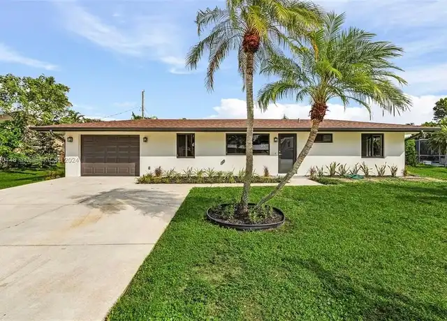Property at 11390 Heidi Lee Ln, Fort Myers, FL, 33908, 4 beds, 2 baths, [object Object]