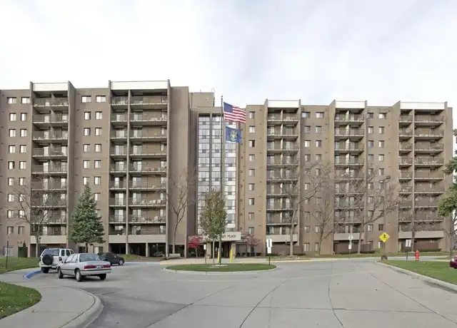 Property at 100 Hazelcrest Pl, Hazel Park, MI, 48030, 1 bed, 1 bath, [object Object]