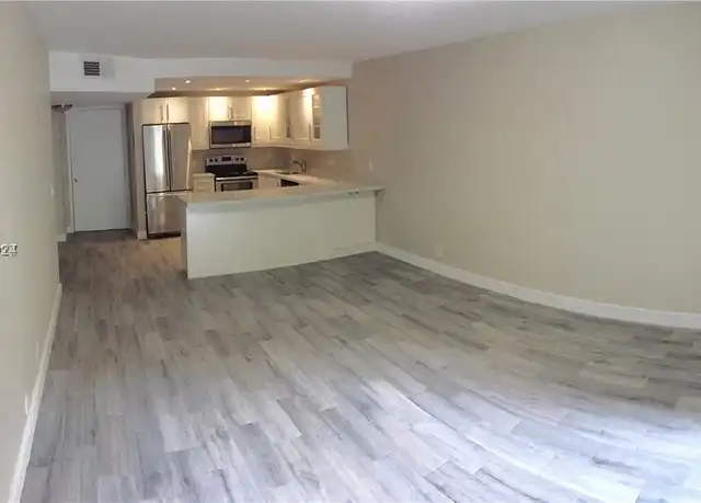 Property at 253 S Cypress Rd Unit 253-A, Pompano Beach, FL, 33060, 1 bed, 1 bath, [object Object]