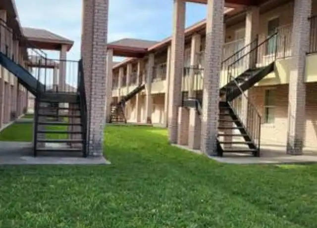 Property at 3001-3011 Daffodil Ave, McAllen, TX, 78501, 2 beds, 2 baths, [object Object]