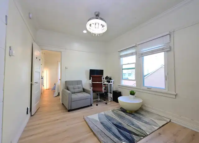 Property at 48 Navy St Unit 12, Venice, CA, 90291, 1 bed, 1 bath, [object Object]