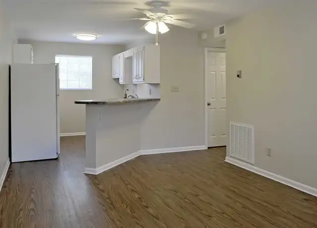Photo of 3833 6th Ave S, Birmingham, AL 35222