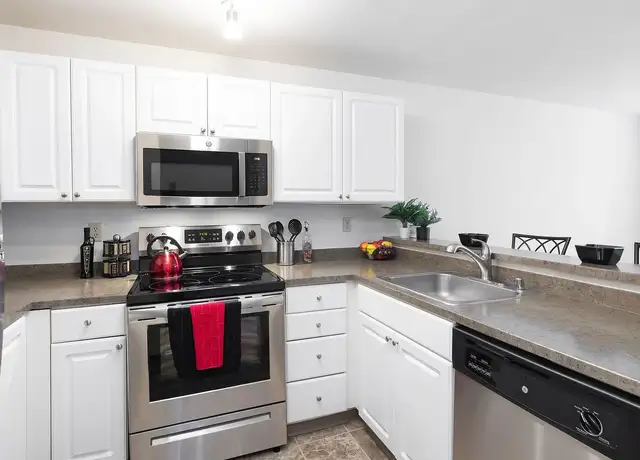 Photo of 17512 83rd Pl NE, Kenmore, WA 98028