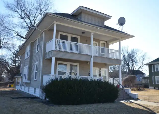 Property at 1412 Elm St Unit 1, Rockford, IL, 61102, 2 beds, 1 bath, [object Object]