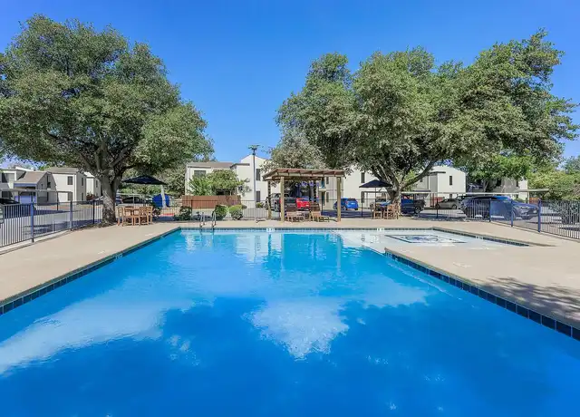 Property at The Retreat @ College Hills - 2431 College Hills Blvd, San Angelo, TX, 76904, 1-3 bed, 1-2 bath, [object Object]