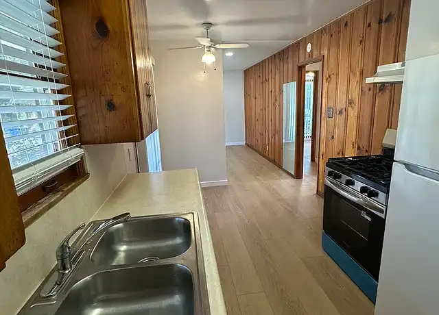 Property at 22044 Costanso St, Woodland Hills, CA, 91364, 2 beds, 1 bath, [object Object]