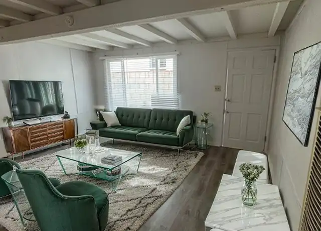 Property at 320 7th St Unit 2, Seal Beach, CA, 90740, 1 bed, 1 bath, [object Object]