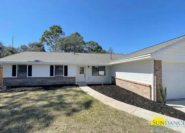 Property at 101 W Timberlake Dr, Mary Esther, FL, 32569, 3 beds, 2 baths, [object Object]
