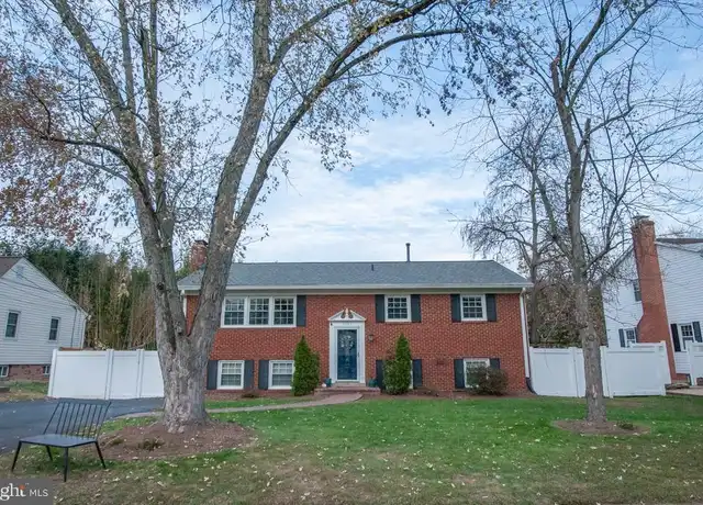 Property at 7807 Hayfield Rd, Alexandria, VA, 22315, 5 beds, 2 baths, [object Object]