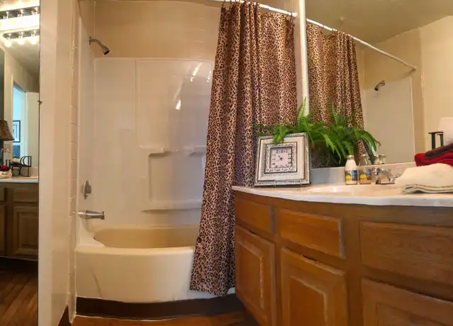 Property at 5301 51st St Unit H02, Lubbock, TX, 79414, 2 beds, 2.5 baths, [object Object]