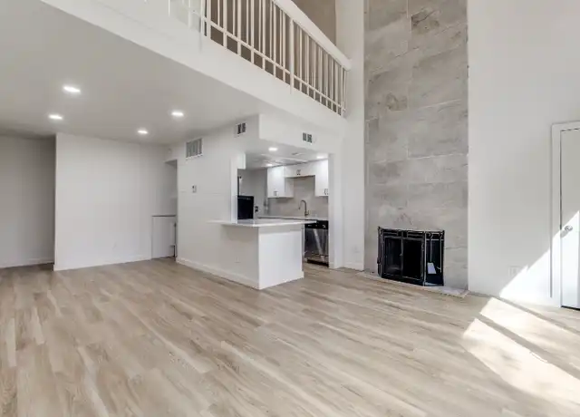 Property at 7152 Fair Oaks Ave #1110, Dallas, TX, 75231, 1 bed, 1.5 baths, [object Object]