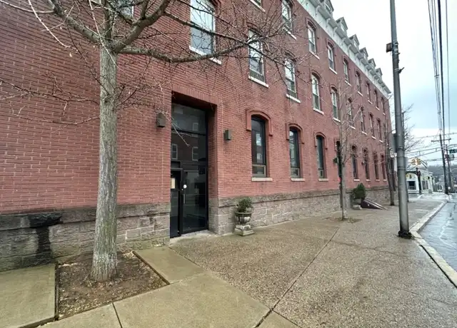 Property at 2 E Washington Ave, Washington, NJ, 07882, 1 bed, 1 bath, [object Object]