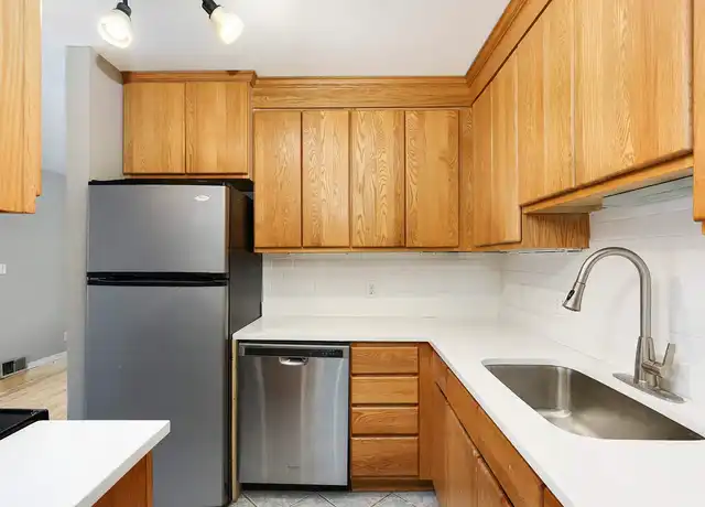 Property at 6024 W 35th St Unit 6024, Minneapolis, MN, 55416, 4 beds, 2 baths, [object Object]