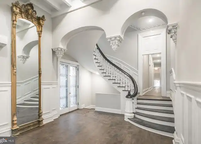 Property at 2010 Walnut St Unit B03, Philadelphia, PA, 19103, 1 bed, 1 bath, [object Object]