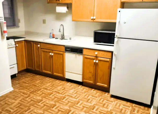 Property at 133 S Swall Dr Unit 3, Los Angeles, CA, 90048, 1 bed, 1 bath, [object Object]