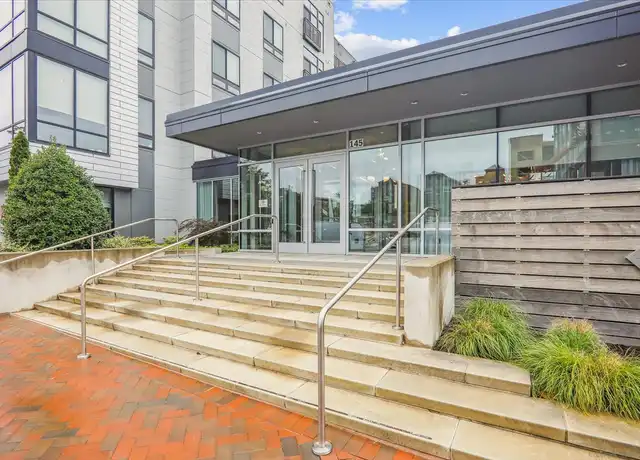Property at 145 Riverhaven Dr #353, Oxon Hill, MD, 20745, 1 bed, 1 bath, [object Object]