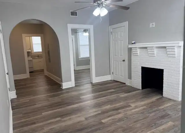 Property at 735 S Oak Ave, Bartow, FL, 33830, 1 bed, 1 bath, [object Object]