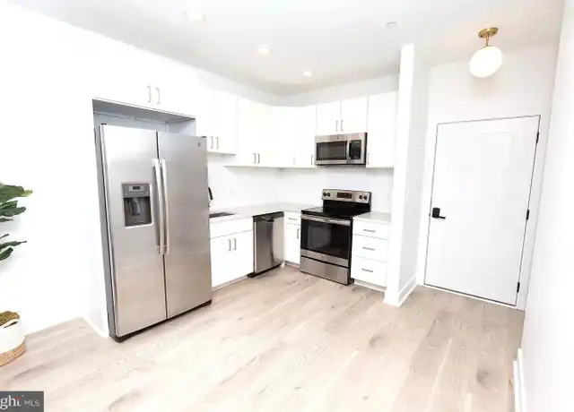 Property at 1702 Light St Unit 401, Baltimore, MD, 21230, 2 beds, 1 bath, [object Object]