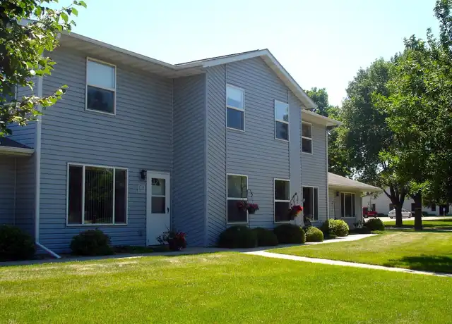 Property at 1704 Lincoln Ave, Montevideo, MN, 56265, 3 beds, 1.5 baths, [object Object]
