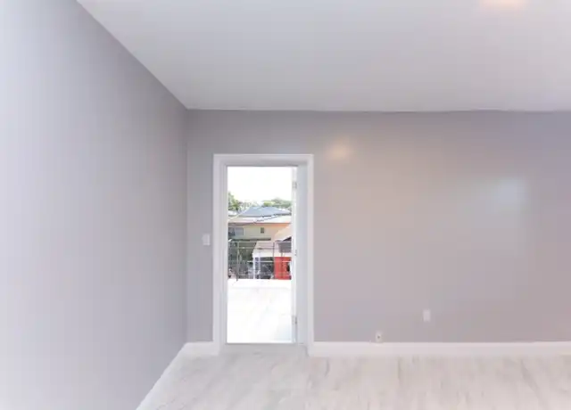 Property at 921 N 19th Ave Unit 8, Hollywood, FL, 33020, 1 bed, 1 bath, [object Object]