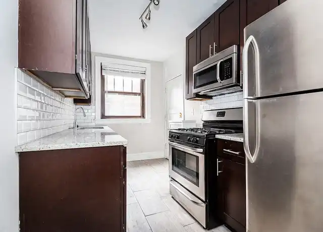 Property at Ivy at Ridgewood - 5410 S Ridgewood Ct, Chicago, IL, 60615, 2 beds, 1 bath, [object Object]