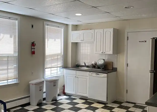 Property at 214 Broadway Unit 1, Cambridge, MA, 02139, 3 beds, 1.5 baths, [object Object]