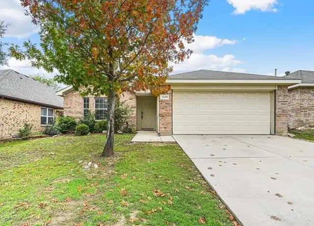 Property at 1225 Mountain Air Trl, Fort Worth, TX, 76131, 3 beds, 2 baths, [object Object]