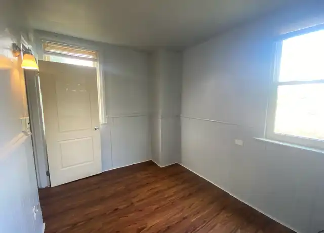 Property at 117 Arch St Unit 2R, York, PA, 17401, 1 bed, 1 bath, [object Object]