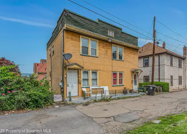 Property at 536 Fig St Unit 2 Rear, Scranton, PA, 18505, 2 beds, 1 bath, [object Object]