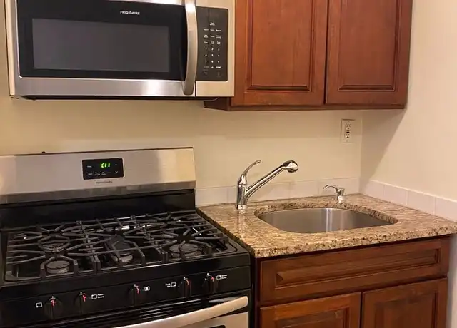 Property at 42 Vroom St Unit 25, Jersey City, NJ, 07306, 1 bed, 1 bath, [object Object]
