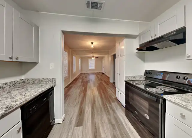 Property at 908 Forrest Ave, Cleburne, TX, 76033, 2 beds, 1 bath, [object Object]