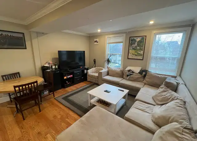 Property at 175 River St, Cambridge, MA, 02139, 5 beds, 2 baths, [object Object]