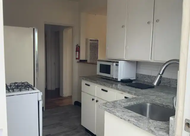 Property at 1501 Central Ave NE, Albuquerque, NM, 87106, 1 bed, 1 bath, [object Object]