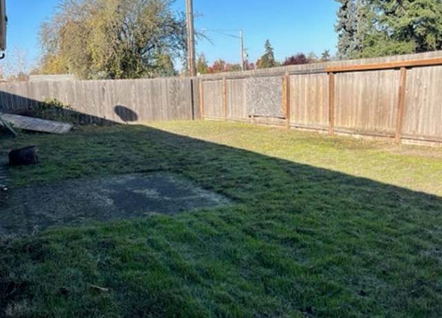 Photo of 1234 1st Pl, Springfield, OR 97477