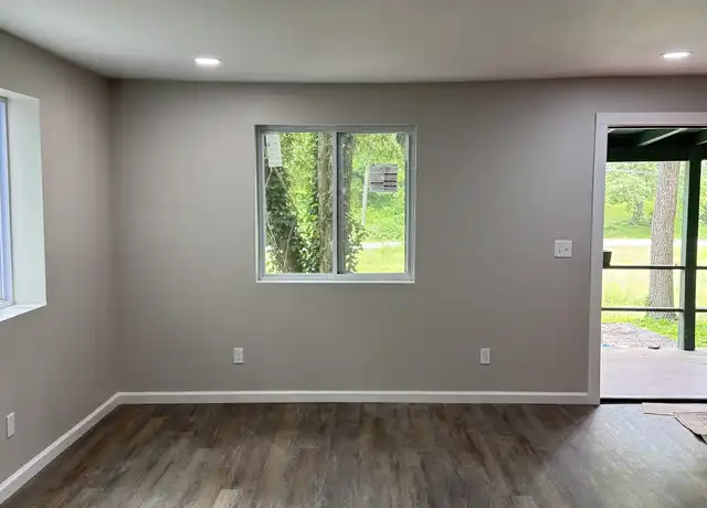 Property at 2506 Legion Dr, Knoxville, TN, 37920, 2 beds, 1 bath, [object Object]