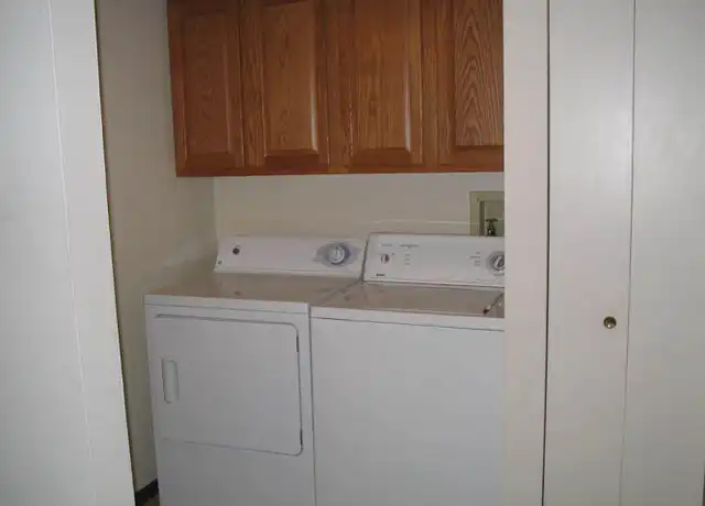 Property at 8335 Fairmount Dr Unit 3-206, Denver, CO, 80247, 1 bed, 1 bath, [object Object]