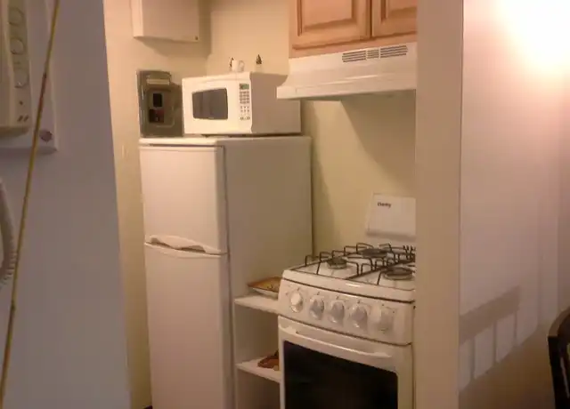 Property at Maples - 303 Maple St, Springfield, MA, 01105, 0 beds, 1 bath, [object Object]
