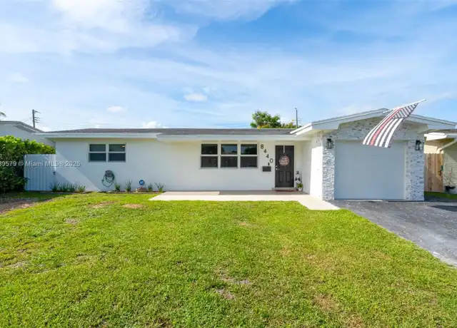 Property at 8440 NW 11th Ct, Pembroke Pines, FL, 33024, 3 beds, 2 baths, [object Object]