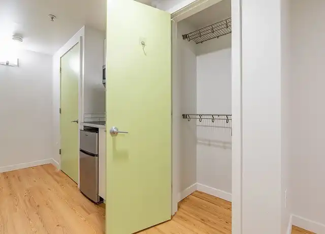 Property at Alcove First Hill - 220 10th Ave, Seattle, WA, 98122, 0 beds, 1 bath, [object Object]