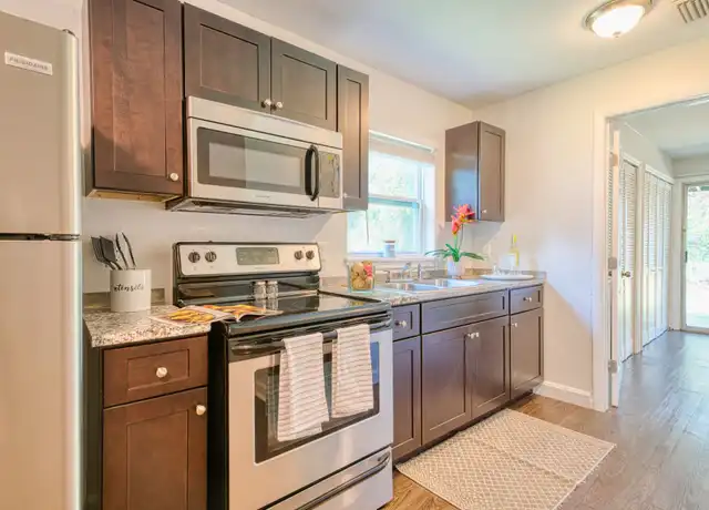 Property at The Osler Apartments - 1904 SW 14 Ter, Gainesville, FL, 32608, 1-2 bed, 1 bath, [object Object]