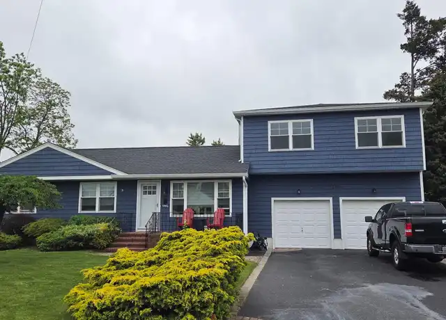 Property at 332 51st St, Lindenhurst, NY, 11757, 1 bed, 1 bath, [object Object]