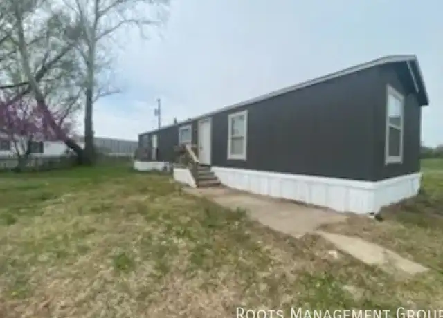 Property at 1123 NW Starlight Cir Unit 1123, Topeka, KS, 66608, 3 beds, 2 baths, [object Object]