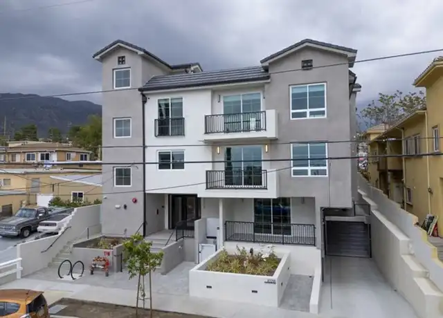 Property at 10218 Fernglen Ave Unit 203, Tujunga, CA, 91042, 2 beds, 2 baths, [object Object]