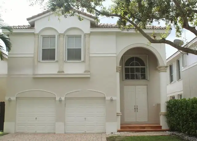 Property at 11336 NW 47th Ln, Doral, FL, 33178, 4 beds, 3.5 baths, [object Object]
