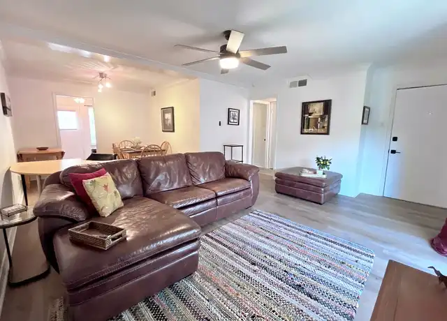 Property at 10216 Regal Oaks Dr Unit C, Dallas, TX, 75230, 1 bed, 1 bath, [object Object]